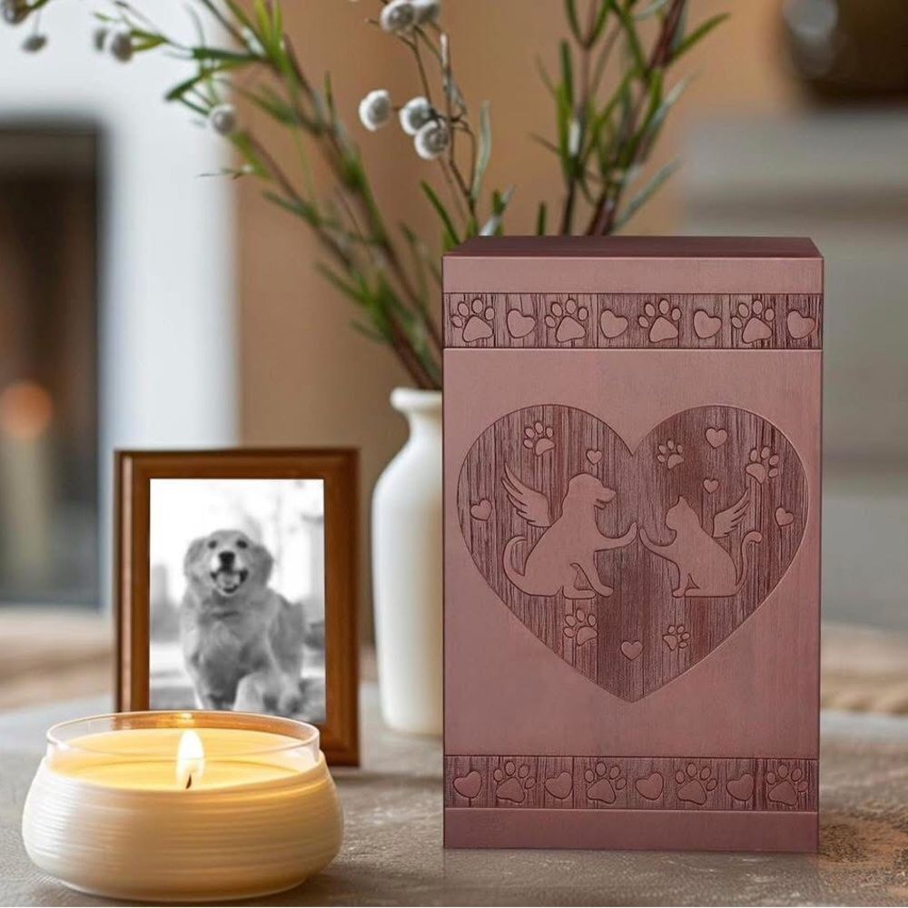 Amazon Pet Memorial Urn with Heart Design - Brown - Picture 3 of 4